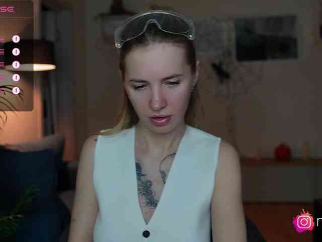 mel-collins webcam