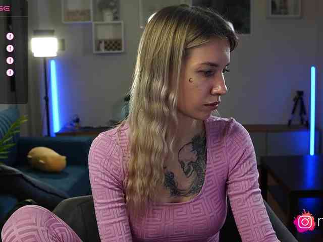 mel-collins webcam