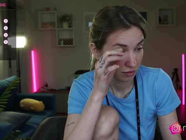 mel-collins webcam