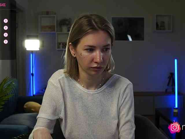mel-collins webcam