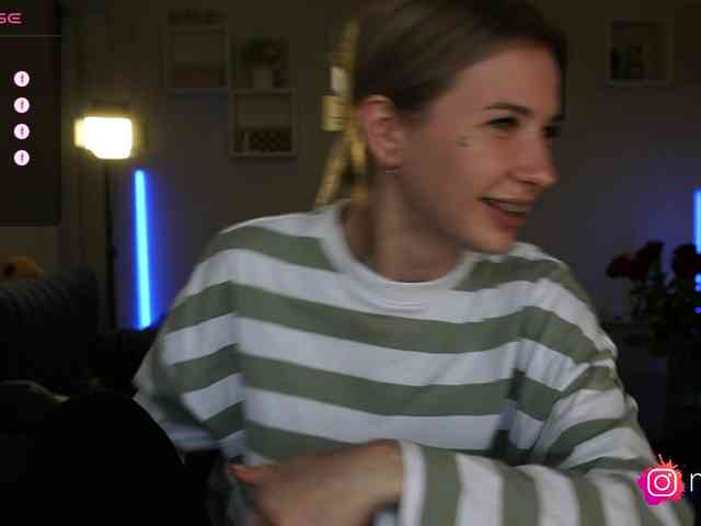 mel-collins webcam