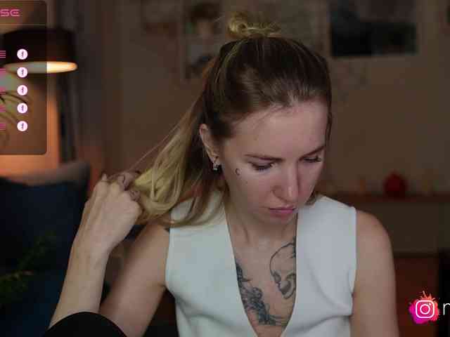 mel-collins webcam