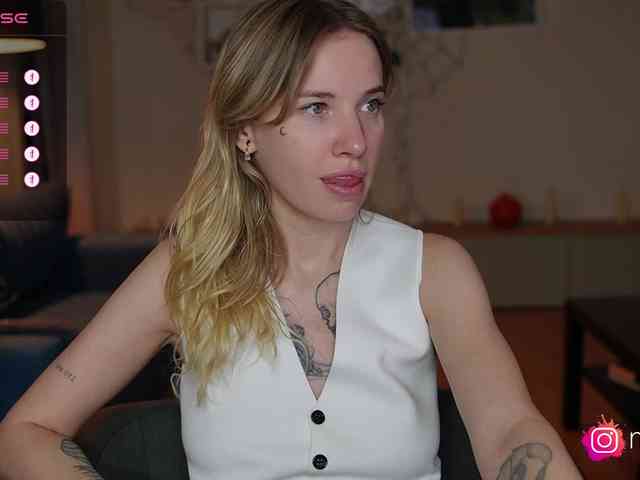 mel-collins webcam