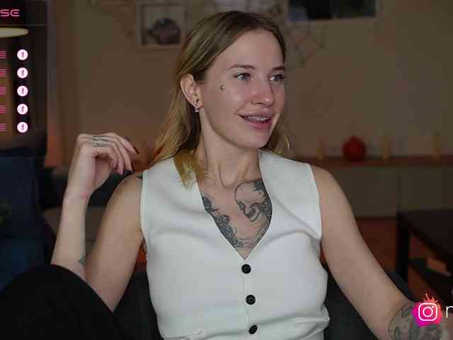 mel-collins webcam