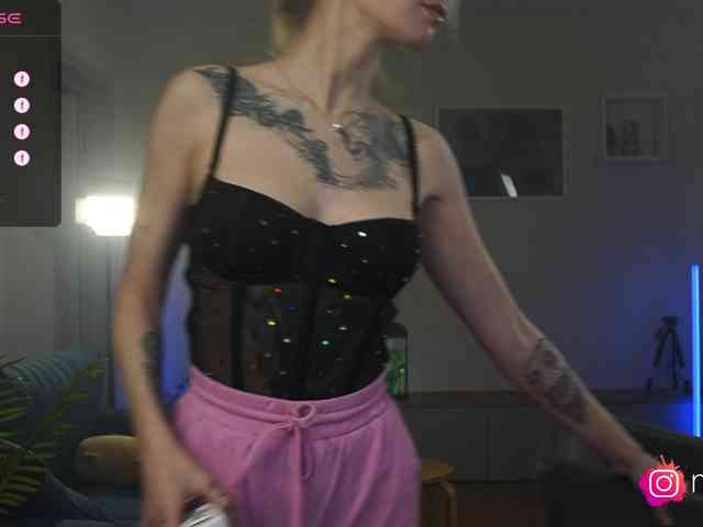 mel-collins webcam