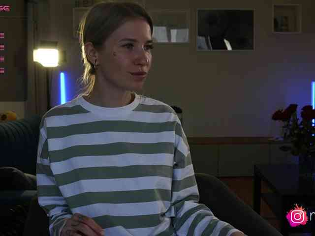 mel-collins webcam