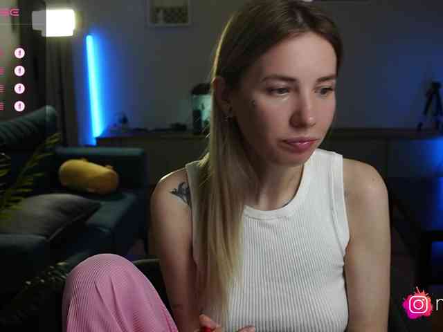 mel-collins webcam