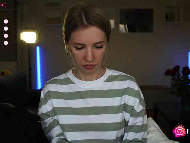 mel-collins webcam