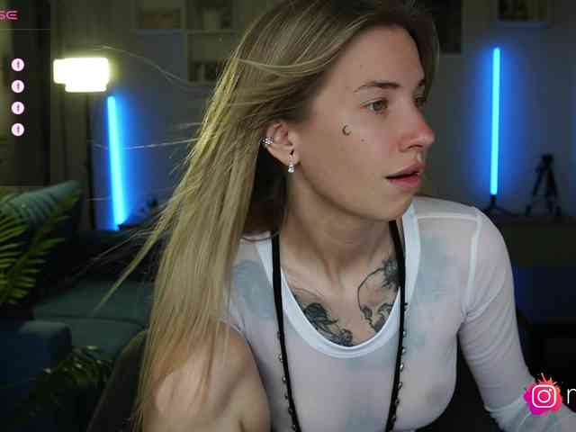 mel-collins webcam