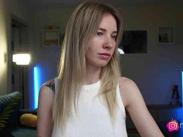 mel-collins webcam