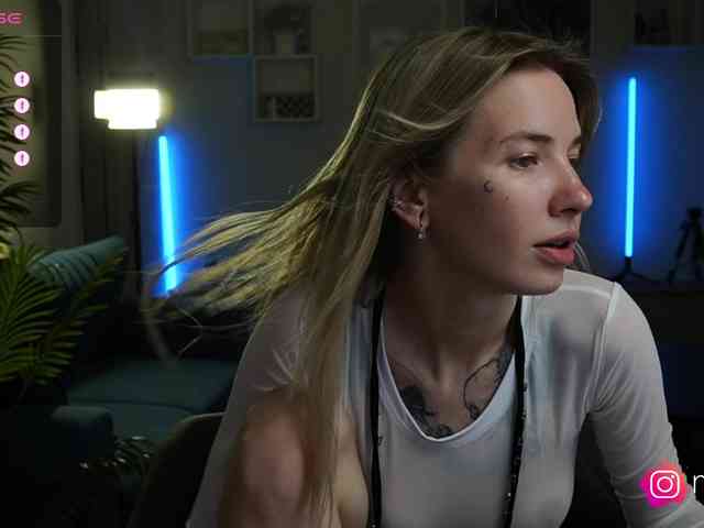 mel-collins webcam