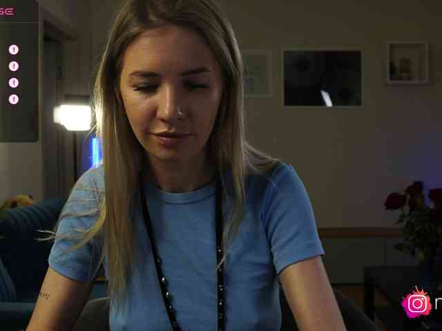 mel-collins webcam