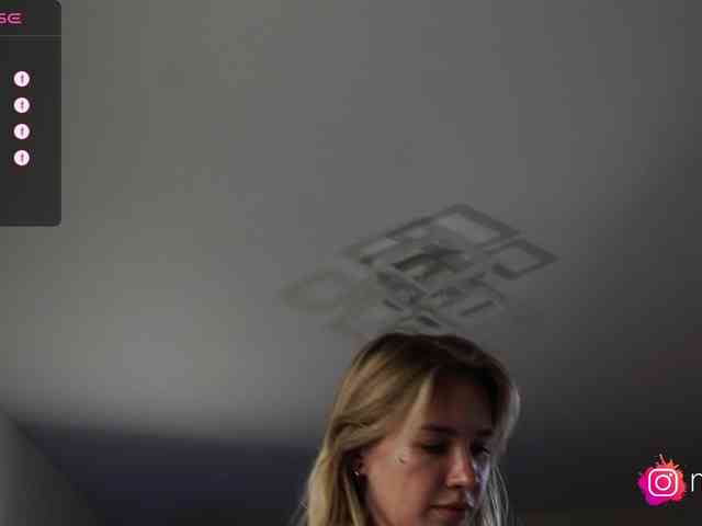 mel-collins webcam
