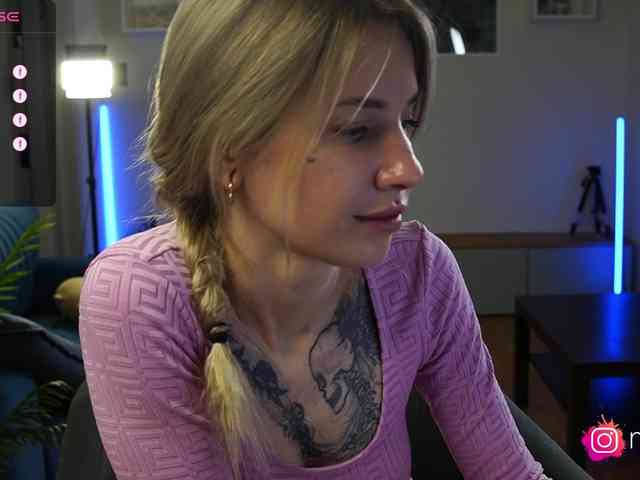 mel-collins webcam