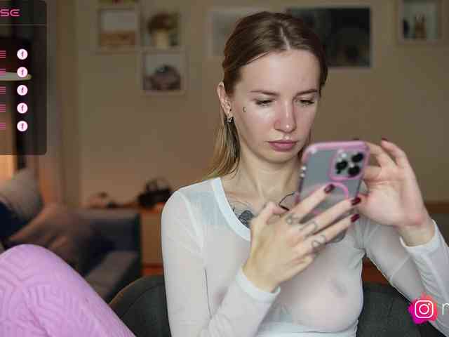 mel-collins webcam