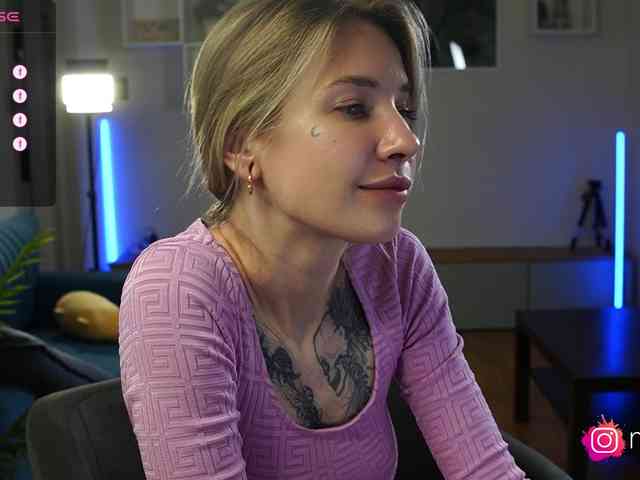 mel-collins webcam