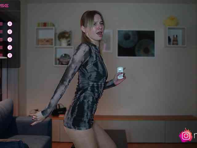 mel-collins webcam