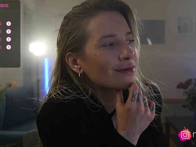 mel-collins webcam