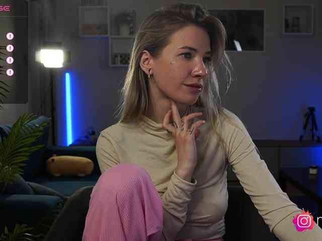 mel-collins webcam