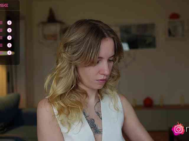 mel-collins webcam