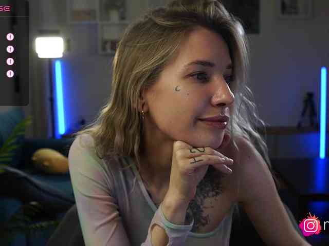 mel-collins webcam