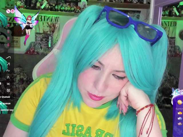 canndyy-new's BongaCams show and profile