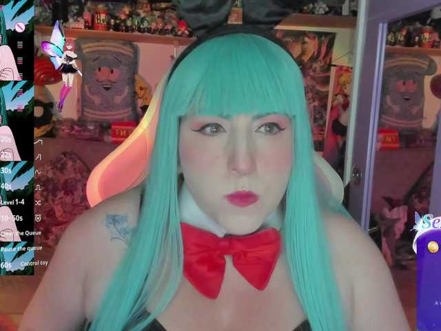 canndyy-new's BongaCams show and profile