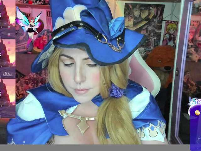 canndyy-new's BongaCams show and profile