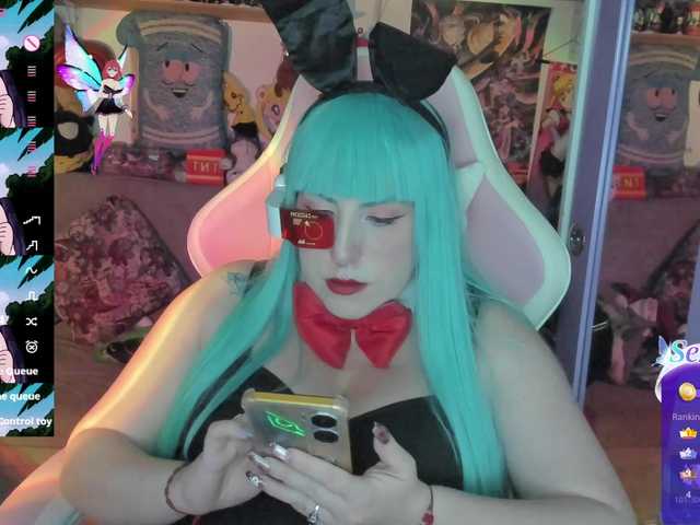 canndyy-new's BongaCams show and profile