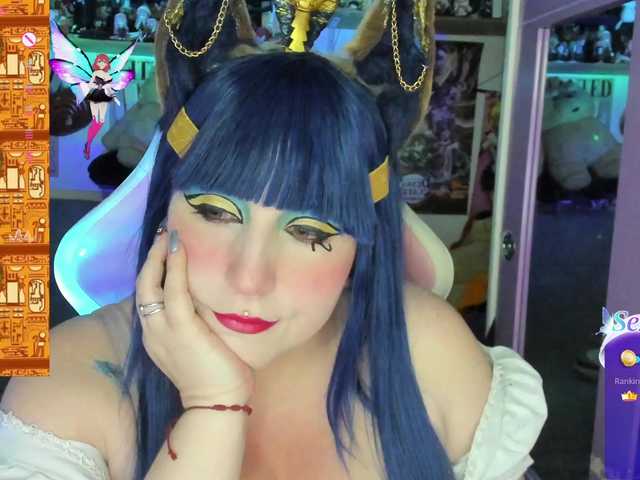 canndyy-new's BongaCams show and profile