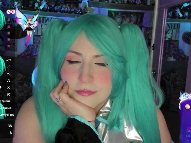 canndyy-new's BongaCams show and profile