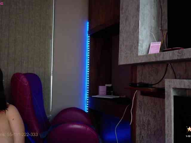 alishaindira2 webcam