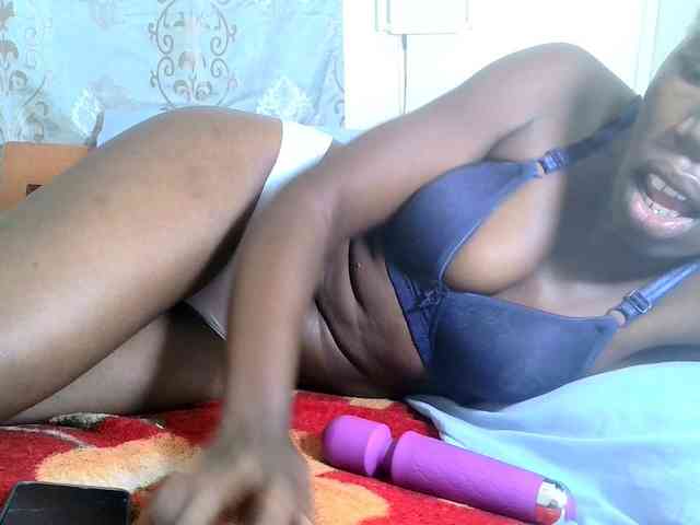 Blacksexygal webcam