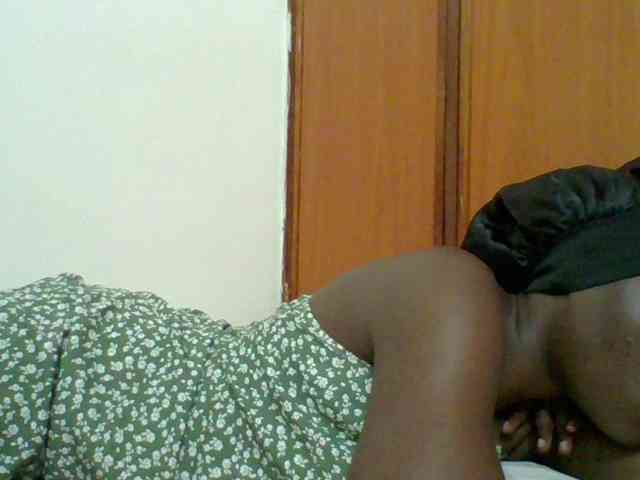 Blacksexygal webcam