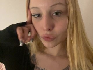 Babyblonde Porn Show