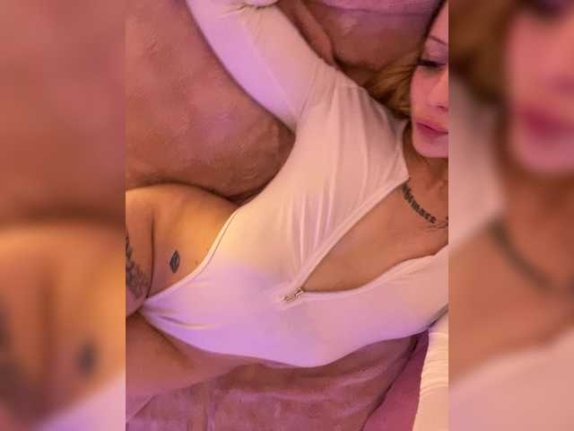  CutieMolly chat room