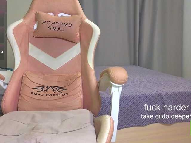 CaseyLaBow from BongaCams