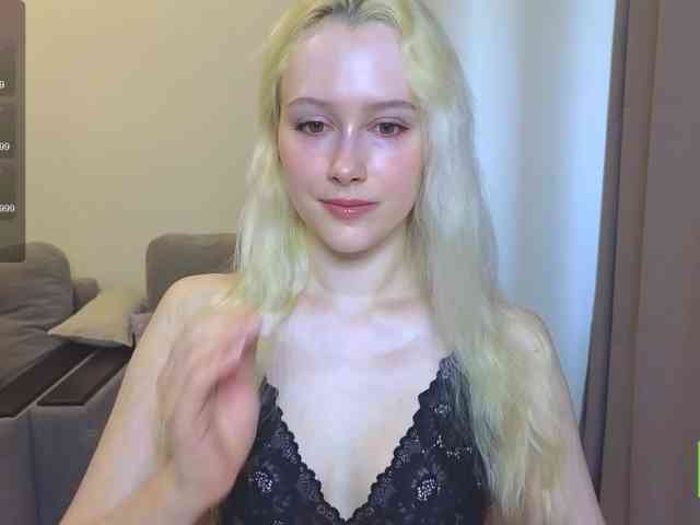 CaseyLaBow webcam