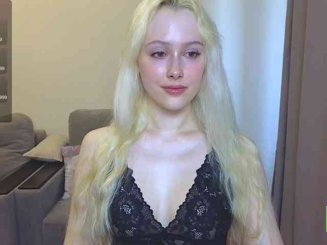 CaseyLaBow webcam