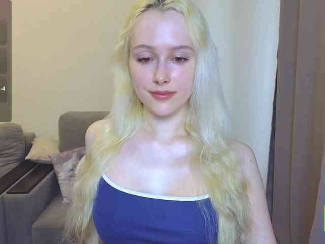 CaseyLaBow webcam