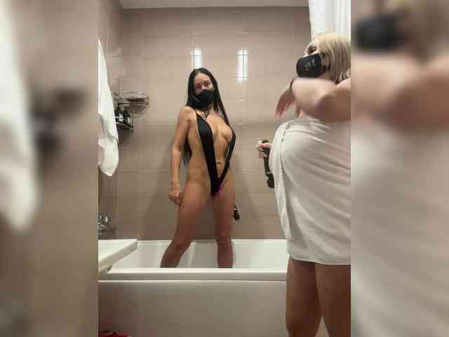 Milana555550 Live Webcam on {site_name}