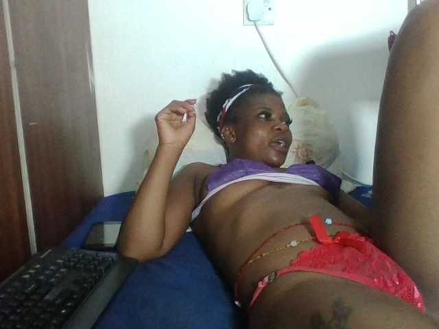 Sweetbaby006's BongaCams show and profile