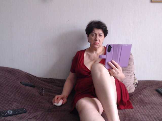 NINA-RICCI's BongaCams show and profile