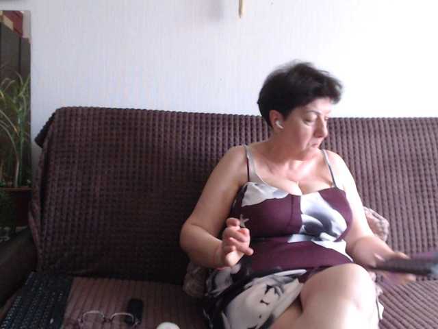 NINA-RICCI's BongaCams show and profile