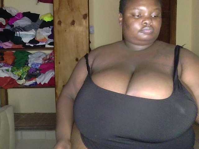 Ekesaabooby's BongaCams show and profile