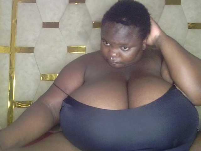 Ekesaabooby's BongaCams show and profile