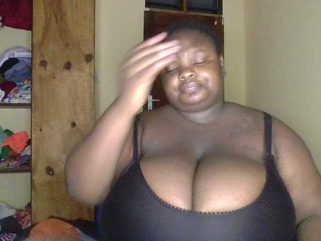 Ekesaabooby's BongaCams show and profile