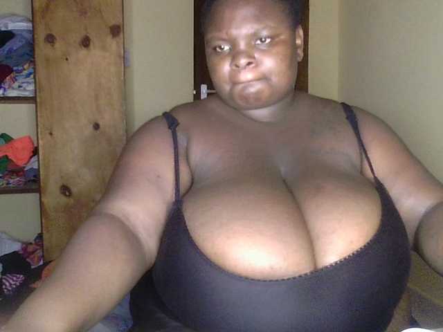 Ekesaabooby's BongaCams show and profile