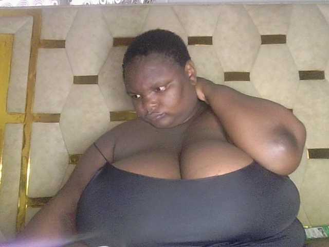 Ekesaabooby's BongaCams show and profile