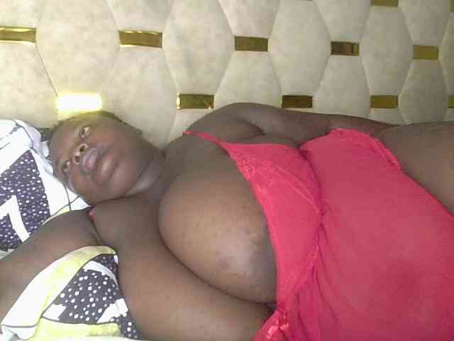 bigtittymama45 webcam